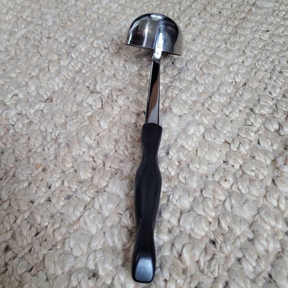 CUTCO 17 KD Stainless Serving Ladle Utensil Brown Handle USA 12” Long - Picture 5 of 10